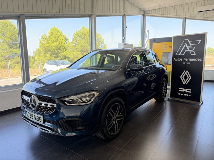 Mercedes Benz GLA 180 PROGRESIVE 136 cv. GASOLINA foto 4