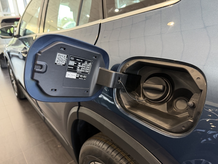 Mercedes Benz GLA 180 PROGRESIVE 136 cv. GASOLINA foto 41