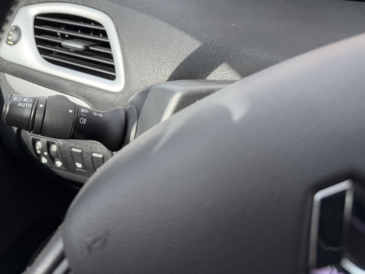 Renault Scenic LIMITED Energy Tce 115 - GASOLINA - foto 26