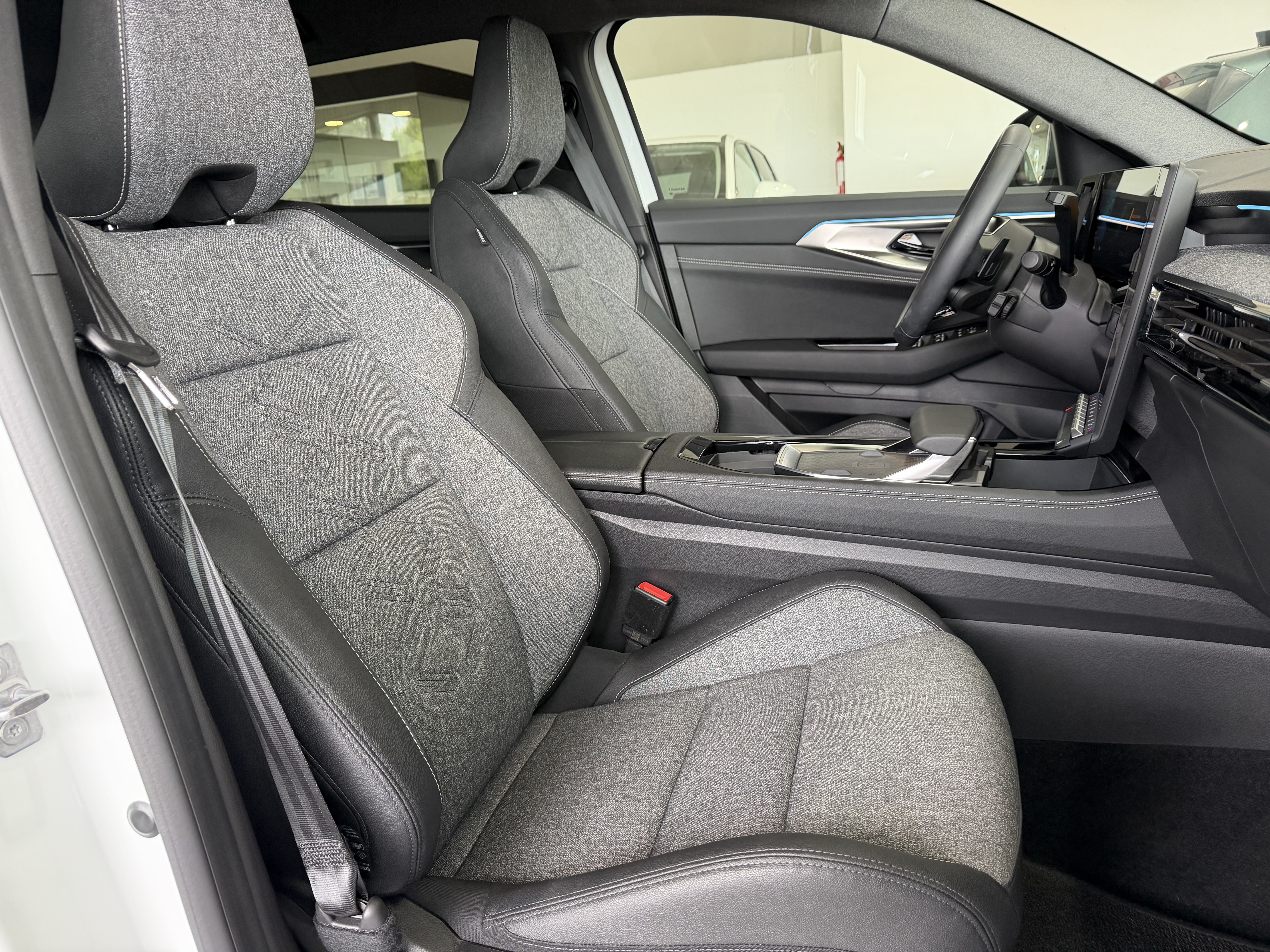 Renault Austral Austral Techno ETech Full Hybrid 200cv. foto 18