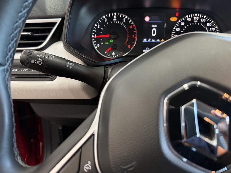 Renault Clio Serie limitada Limited TCe - 91cv. - foto 28