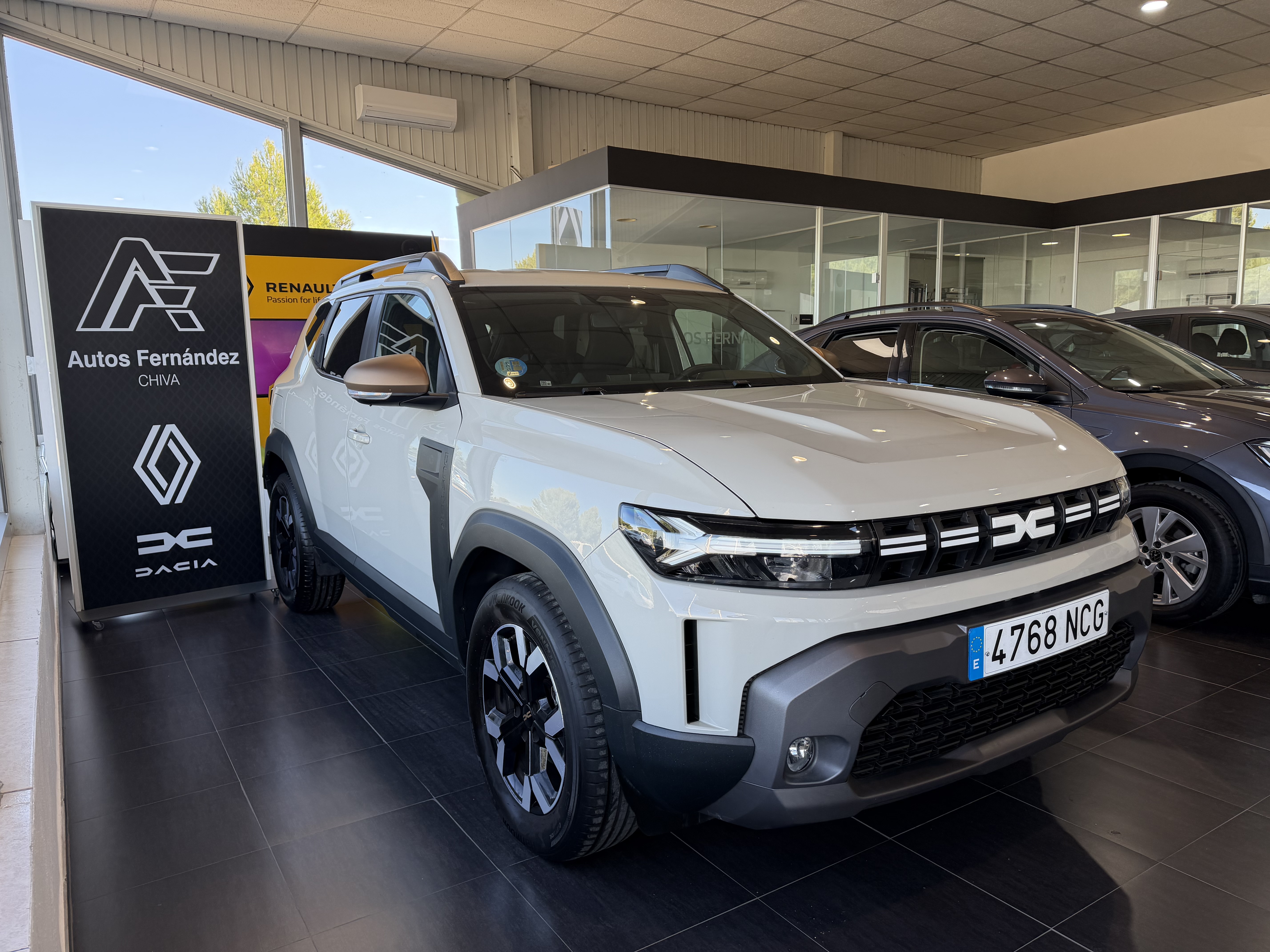 Dacia Duster Extreme TCE130 CV - 48v 4X2 foto 2