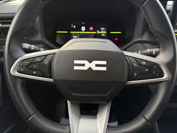 Dacia Duster Extreme TCE130 CV - 48v 4X2 foto 10