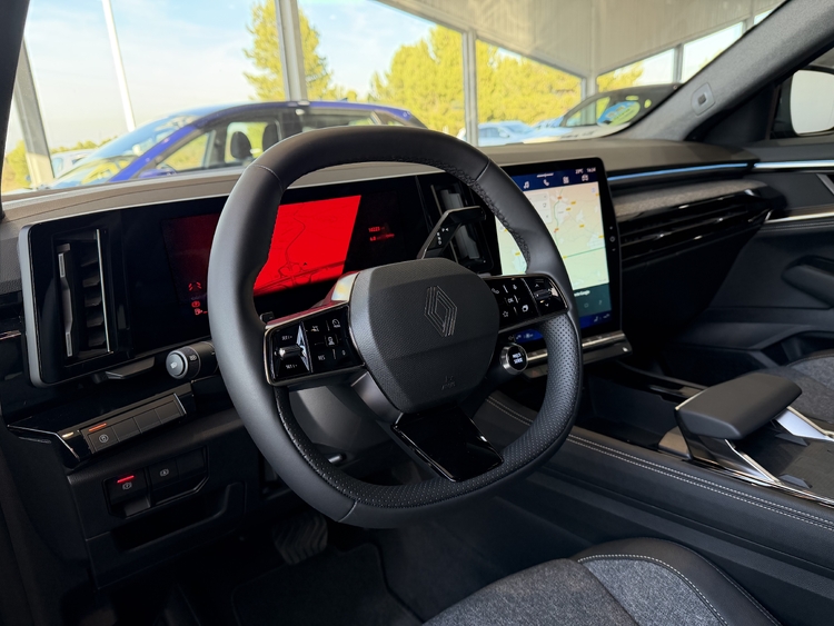 Renault Austral Techno ETech Full Hybrid 200cv. foto 19