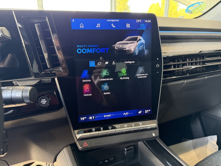 Renault Austral Techno ETech Full Hybrid 200cv. foto 38