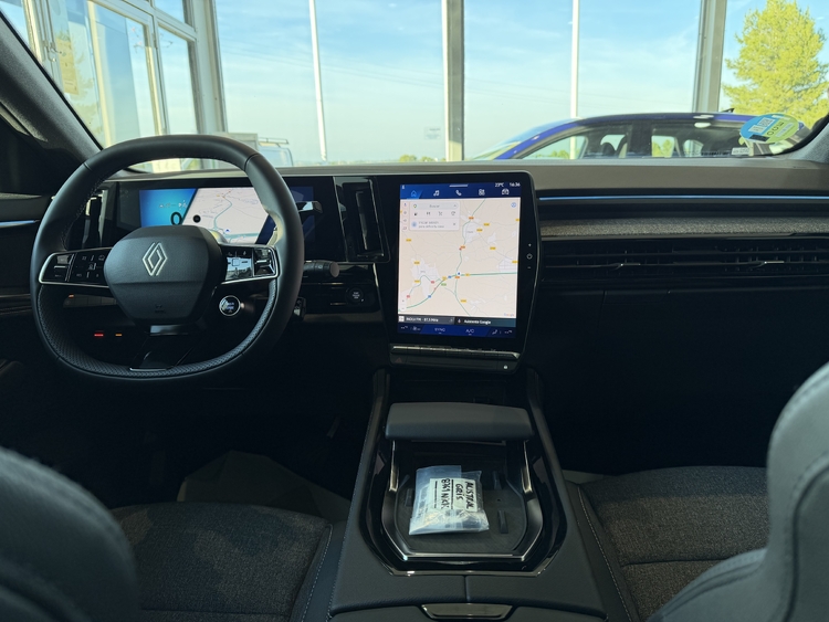 Renault Austral Techno ETech Full Hybrid 200cv. foto 42